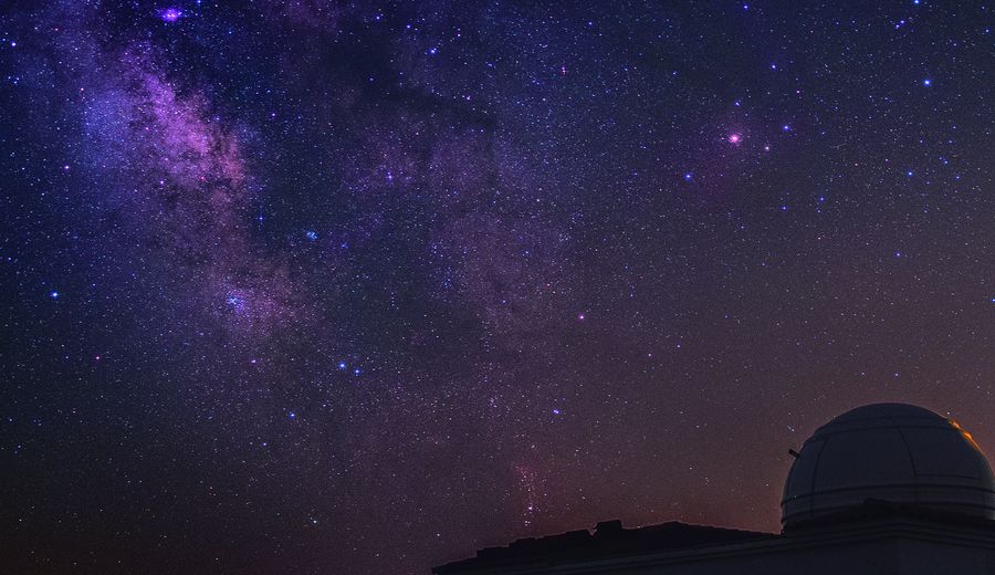 Observatorio bajo la Vía Láctea